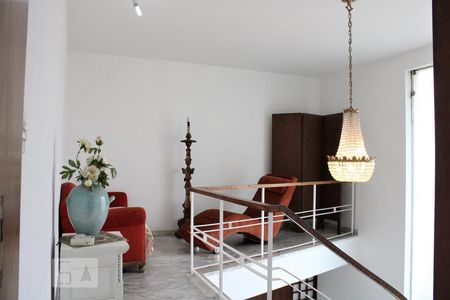 Casa à venda com 500m², 5 quartos e 5 vagasHall