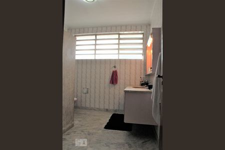 Casa à venda com 500m², 5 quartos e 5 vagasBanheiro 3