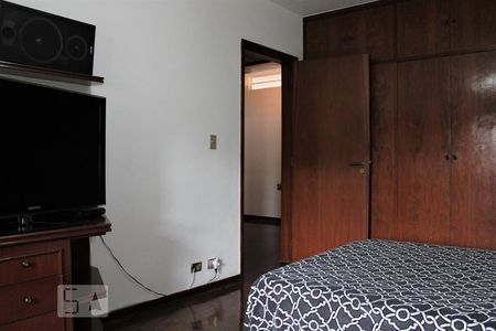 Casa à venda com 500m², 5 quartos e 5 vagasQuarto 2