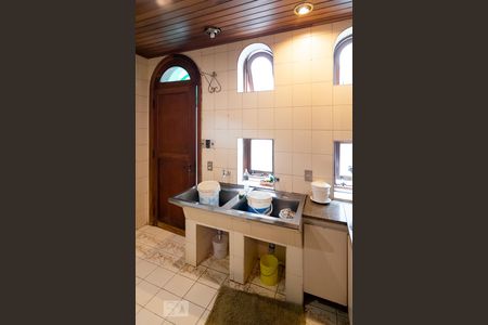 Casa para alugar com 500m², 4 quartos e 2 vagas Casa para alugar com 500m², 4 quartos e 2 vagasÁrea de Serviço