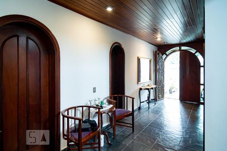 Casa para alugar com 500m², 4 quartos e 2 vagas Casa para alugar com 500m², 4 quartos e 2 vagasHall Entrada