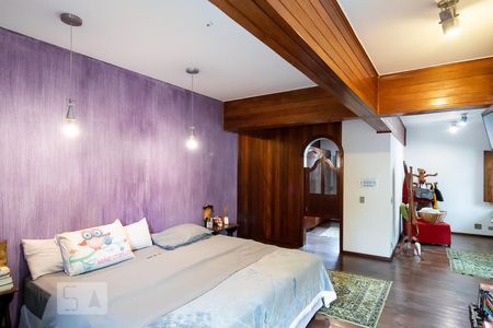 Casa para alugar com 500m², 4 quartos e 2 vagas Casa para alugar com 500m², 4 quartos e 2 vagasQuarto 1 - Suíte