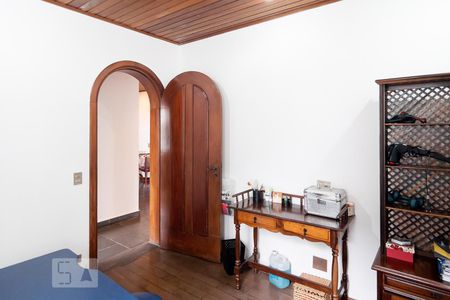 Casa para alugar com 500m², 4 quartos e 2 vagas Casa para alugar com 500m², 4 quartos e 2 vagasSaleta