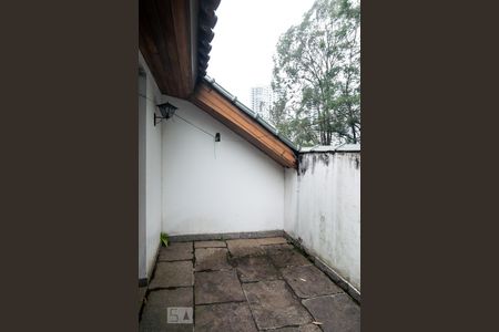 Casa para alugar com 500m², 4 quartos e 2 vagas Casa para alugar com 500m², 4 quartos e 2 vagasÁrea Externa Sótão