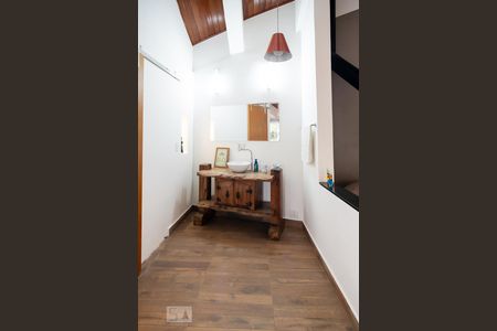 Casa para alugar com 500m², 4 quartos e 2 vagas Casa para alugar com 500m², 4 quartos e 2 vagasÁrea Hidromassagem