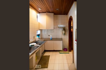 Casa para alugar com 500m², 4 quartos e 2 vagas Casa para alugar com 500m², 4 quartos e 2 vagasÁrea de Serviço