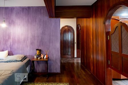 Casa para alugar com 500m², 4 quartos e 2 vagas Casa para alugar com 500m², 4 quartos e 2 vagasQuarto 1 - Suíte