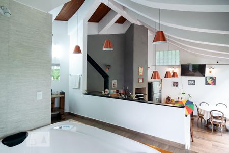 Casa para alugar com 500m², 4 quartos e 2 vagas Casa para alugar com 500m², 4 quartos e 2 vagasÁrea Hidromassagem