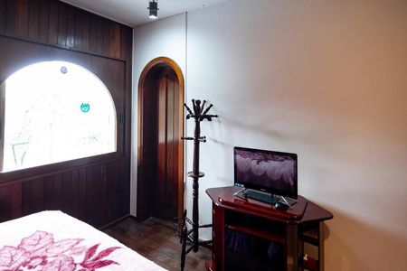 Casa para alugar com 500m², 4 quartos e 2 vagas Casa para alugar com 500m², 4 quartos e 2 vagasQuarto 3 - Suíte