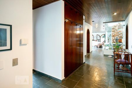 Casa para alugar com 500m², 4 quartos e 2 vagas Casa para alugar com 500m², 4 quartos e 2 vagasHall Entrada