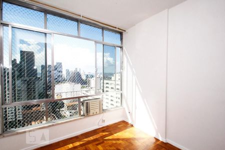 Apartamento à venda com 73m², 2 quartos e 1 vagaQuarto 2