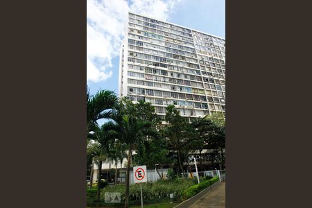 Apartamento à venda com 73m², 2 quartos e 1 vagaFachada do Prédio