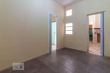Quarto de casa para alugar com 1 quarto, 50m² em Piedade, Rio de Janeiro