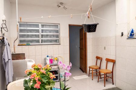 Casa à venda com 102m², 2 quartos e 4 vagasÁrea de Serviço