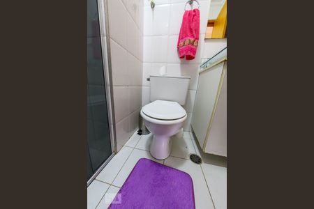Apartamento à venda com 74m², 3 quartos e 2 vagas Apartamento à venda com 74m², 3 quartos e 2 vagasBanheiro