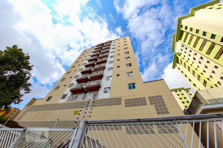 Apartamento à venda com 74m², 3 quartos e 2 vagas Apartamento à venda com 74m², 3 quartos e 2 vagasFachada