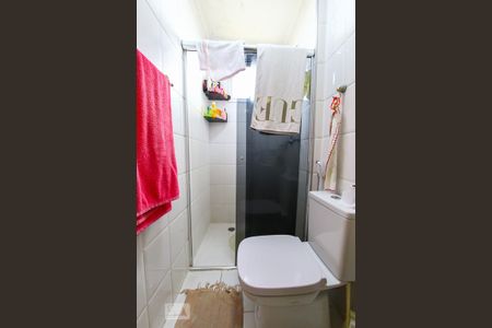 Apartamento à venda com 74m², 3 quartos e 2 vagas Apartamento à venda com 74m², 3 quartos e 2 vagasBanheiro da Suite