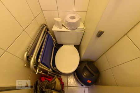 Apartamento à venda com 74m², 3 quartos e 2 vagas Apartamento à venda com 74m², 3 quartos e 2 vagasBanheiro de Serviço