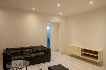 Sala de apartamento para alugar com 2 quartos, 80m² em Copacabana, Rio de Janeiro