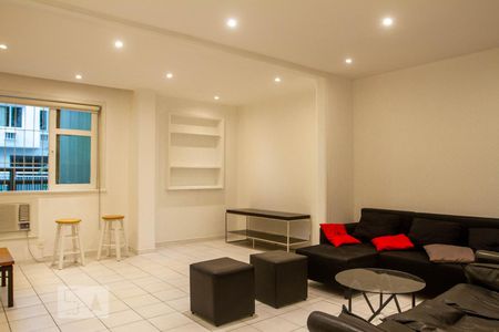 Sala de apartamento para alugar com 2 quartos, 80m² em Copacabana, Rio de Janeiro