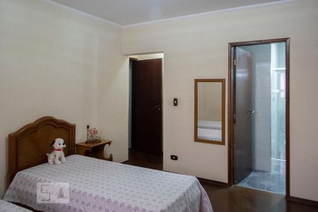 Casa à venda com 240m², 3 quartos e 5 vagas Casa à venda com 240m², 3 quartos e 5 vagasQUARTO 2