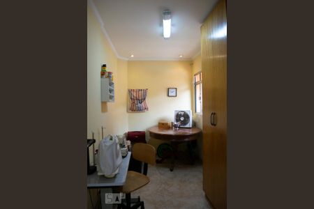 Casa à venda com 240m², 3 quartos e 5 vagas Casa à venda com 240m², 3 quartos e 5 vagasSALA EDÍCULA