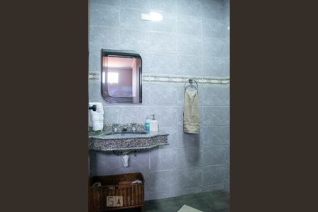 Casa à venda com 240m², 3 quartos e 5 vagas Casa à venda com 240m², 3 quartos e 5 vagasLAVABO