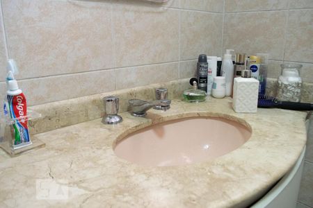 Casa à venda com 240m², 3 quartos e 5 vagas Casa à venda com 240m², 3 quartos e 5 vagasBANHEIRO QUARTO 3