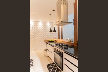 Casa à venda com 245m², 3 quartos e 2 vagas Casa à venda com 245m², 3 quartos e 2 vagasCozinha