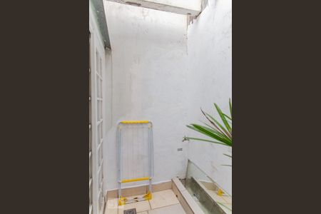 Casa à venda com 245m², 3 quartos e 2 vagas Casa à venda com 245m², 3 quartos e 2 vagasVaranda da Suíte