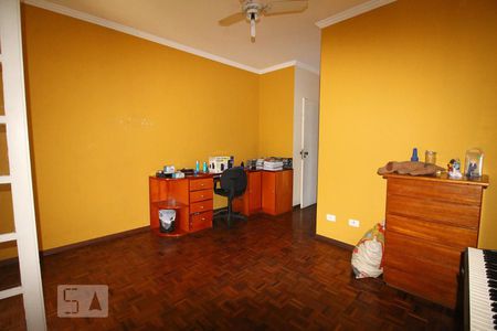 Casa à venda com 600m², 5 quartos e 5 vagasSuíte 4