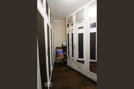 Casa à venda com 600m², 5 quartos e 5 vagasCloset da Suíte 5