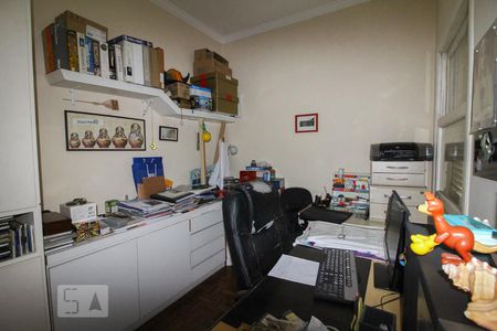 Casa à venda com 600m², 5 quartos e 5 vagasEscritório