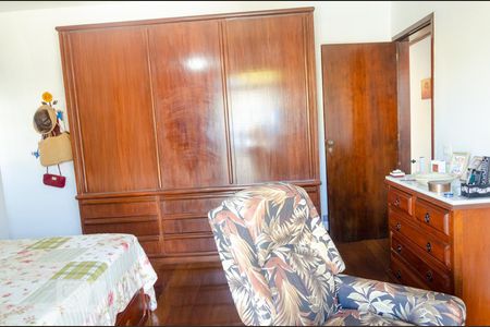 Casa de condomínio à venda com 185m², 3 quartos e 1 vaga Casa de condomínio à venda com 185m², 3 quartos e 1 vagaQuarto Suíte