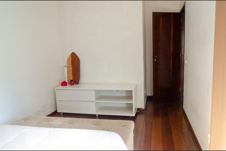 Casa de condomínio à venda com 185m², 3 quartos e 1 vaga Casa de condomínio à venda com 185m², 3 quartos e 1 vagaQuarto 2