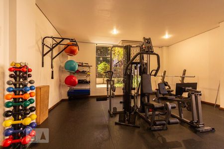 Apartamento à venda com 72m², 3 quartos e 1 vagaAcademia