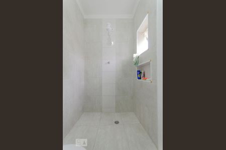 Casa à venda com 227m², 5 quartos e 5 vagas Casa à venda com 227m², 5 quartos e 5 vagasBanheiro
