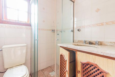 Casa à venda com 460m², 4 quartos e 4 vagas Casa à venda com 460m², 4 quartos e 4 vagasBanheiro Social