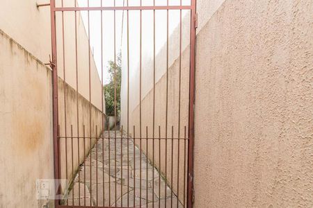 Casa à venda com 460m², 4 quartos e 4 vagas Casa à venda com 460m², 4 quartos e 4 vagasCorredor