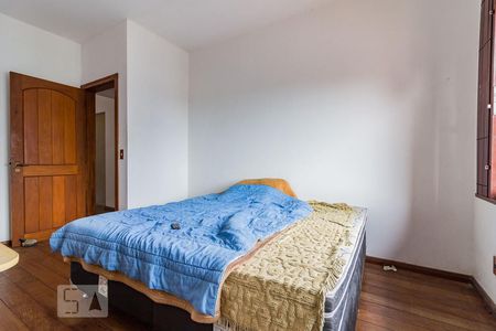 Casa à venda com 460m², 4 quartos e 4 vagas Casa à venda com 460m², 4 quartos e 4 vagasDormitório3