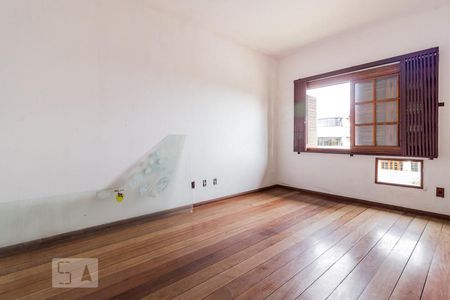 Casa à venda com 460m², 4 quartos e 4 vagas Casa à venda com 460m², 4 quartos e 4 vagasDormitório4