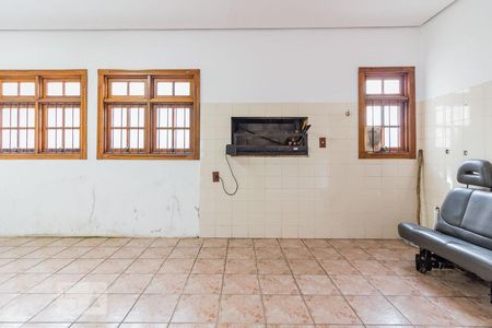 Casa à venda com 460m², 4 quartos e 4 vagas Casa à venda com 460m², 4 quartos e 4 vagasChurrasqueira