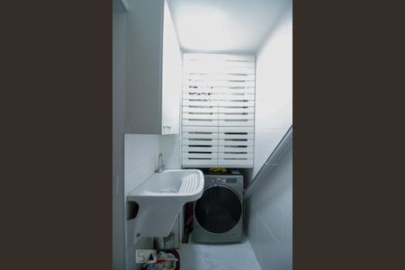 Apartamento à venda com 210m², 3 quartos e 4 vagas Apartamento à venda com 210m², 3 quartos e 4 vagasÁrea de Serviço