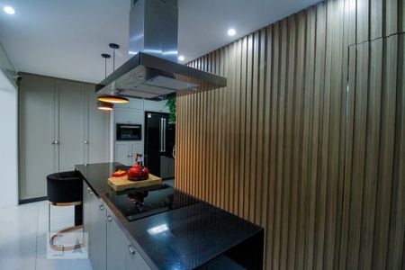 Apartamento à venda com 210m², 3 quartos e 4 vagas Apartamento à venda com 210m², 3 quartos e 4 vagasCozinha