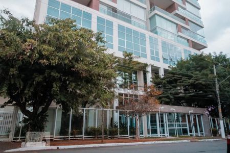 Apartamento à venda com 210m², 3 quartos e 4 vagas Apartamento à venda com 210m², 3 quartos e 4 vagasFachada