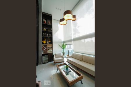 Apartamento à venda com 210m², 3 quartos e 4 vagas Apartamento à venda com 210m², 3 quartos e 4 vagasVaranda