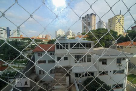 Apartamento à venda com 210m², 3 quartos e 4 vagas Apartamento à venda com 210m², 3 quartos e 4 vagasVista Suíte 3