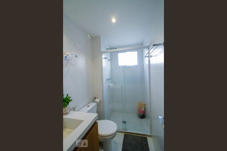 Apartamento à venda com 210m², 3 quartos e 4 vagas Apartamento à venda com 210m², 3 quartos e 4 vagasBanheiro Suíte 3