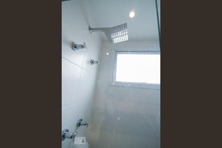 Apartamento à venda com 210m², 3 quartos e 4 vagas Apartamento à venda com 210m², 3 quartos e 4 vagasBanheiro Suíte 3