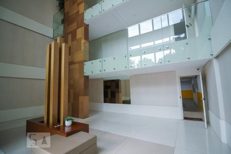 Apartamento à venda com 210m², 3 quartos e 4 vagas Apartamento à venda com 210m², 3 quartos e 4 vagasHall social